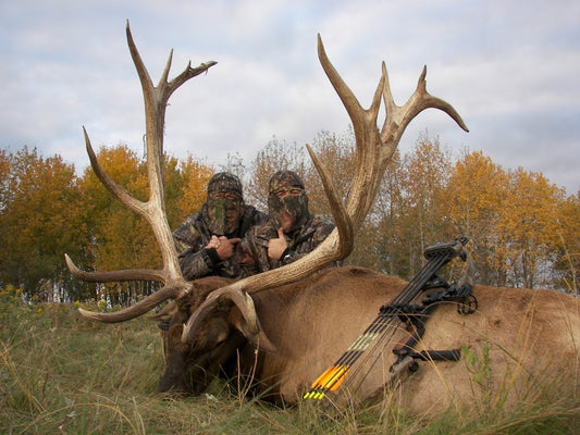 SCI World Record Elk Shot with a Bow 10, 430 Green, Bob Coker, Paul Allen using a QuikCamo Hat Face Mask