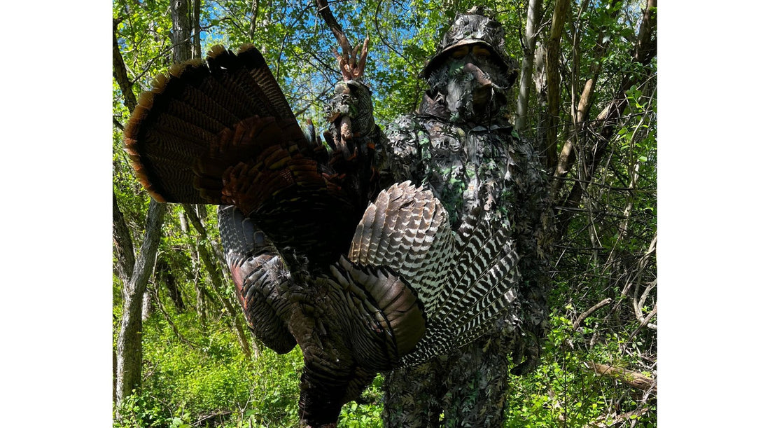 Turkey Hunting in QuikCamo Leafy Suit, Leafy Face Mask Bucket Hat and Camo Gloves