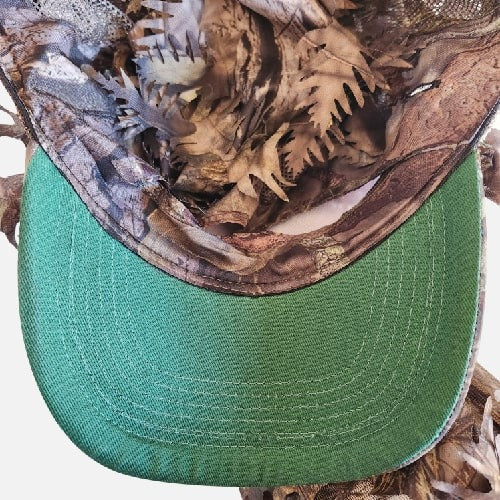 Green under the brim.